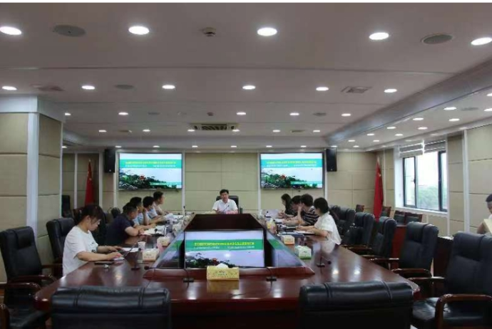 凝心聚力，爭(zhēng)創(chuàng)國(guó)家農(nóng)高區(qū)—岳陽(yáng)市人民政府副市長(zhǎng)張世愚聽(tīng)取創(chuàng)建工作匯報(bào)